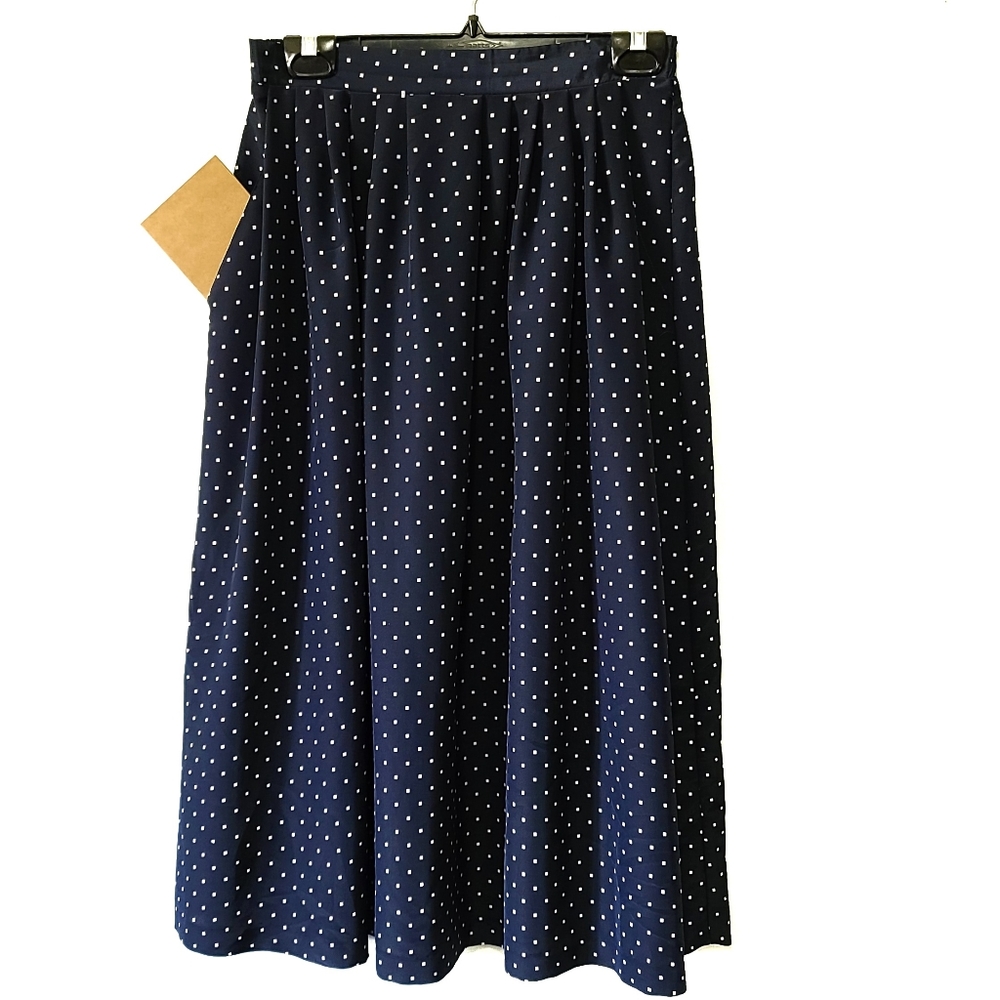 Vintage Koret navy skirt with pockets size 12